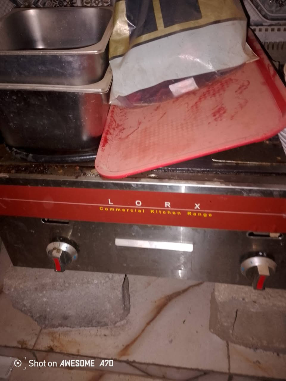 اغراض مطعم للبيع 
الاسعار بيهم مجال 

فرن البيتزا 500 
شواية الكص 225
كرل 250 الف
مثرامه 200
قلاية الفنكر 350
عجانه عشره كيلو 150
ميز ستيل مترين 150
ميز ستيل متر 75
تخته 10
ميز حديد 65
ميوز طعام 45 مع 3 كراسي
ميز كاشير 150 والياخذ الغراض شلع اله كل النواعم هديه
الشراي يتفضل على الخاص لطفاً


**إذا كنت صاحب هذا الإعلان وتريد حذفه لأي سبب، رجاءا أرسل رسالة إلى الدعم الفني**