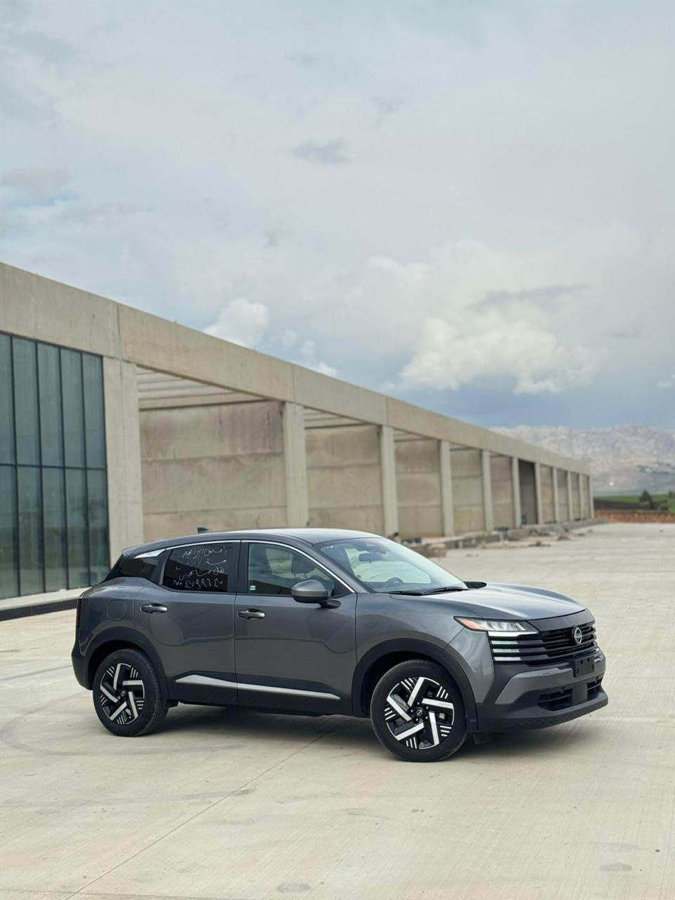 نيسان كيكس 2025 SV شكل جديد 
‎‏‎بدون صبغ مكفولة كفالة عامة دعامية لدعامية
رقم شاصى :  3N8AP6CA6SL307030
‎السعر : 175 و بيها مجال للطيبين 
‎بدون ايرباگ جميع ايرباگات سليمه بلادى 💯
‎‏‎عداد المسافة زيرو: 2 الف ميل
‎‏‎حجم المحرك : 2.0L (4.سلندر) مرغوب
‎‏‎المواصفات : 𝐒𝐕-
‎‏‎كيج الكتروني
‎‏‎‏‎بصمة ابواب 
‎‏‎‏‎بصمة تشغيل 
‎‏‎تشغيل عن بعد 
‎‏‎‏‎شاشة ايباد
‎‏‎‏‎كاميرا 
‎‏‎هاند بريك بصمة
‎‏‎اوتو هولد (𝐀𝐔𝐓𝐎 𝐇𝐎𝐋𝐃)
‎‏‎اوتو ستارات (𝐀𝐔𝐓𝐎 𝐒𝐓𝐀𝐑𝐓)
‎‏‎اوتو ستوت (𝐀𝐔𝐓𝐎 𝐒𝐓𝐎𝐏)
‎‏‎رادار امامي (تحديد مسار)
‎‏‎‏‎رادار جانبي (نقاط عمياء)
‎‏‎‏‎رادار خلفي (التحذير من الاصطدام)
‎‏‎‏‎حساسات امامي
‎‏‎‏‎حساسات جانبي 
‎‏‎‏‎حساسات خلفي 
‎‏‎نظام (𝐄𝐂𝐎)
‎‏‎نظام (𝐍𝐎𝐑𝐌𝐀𝐋)
‎‏‎نظام (𝐒𝐏𝐎𝐑𝐓)
‎‏‎تحكيمات استيرن
‎‏‎استيرن هيتر
‎‏‎كشنات كهرباء
‎‏‎كشنات هيتر
‎‏‎تبريد لمس
‎‏‎تبريد مركزي
‎اتصال او واتساب : ‭0776 699 5610‬
‎اتصال او واتساب: *********** أربيل, العراق
