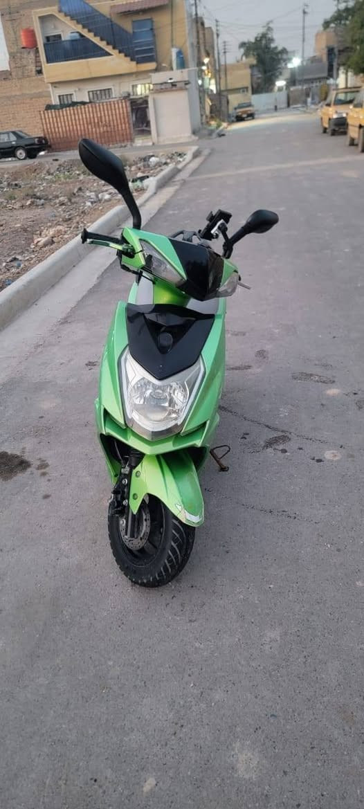 سكنس لد  للبيع 
المكينه مكفوله 
كهربائيات مكفوله
شغاله سلف او هندر 
الدراجه شلعه مشي حلوه
السعر ٥٥٠ بيه مجال بسيط
مكاني بغداد الحسينيه 
الرقم :***********
