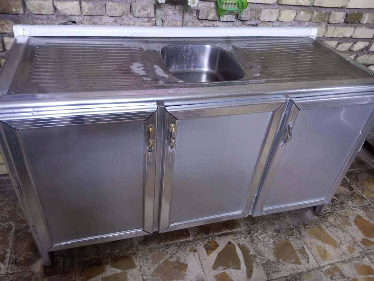 ‎كاونتر مترين ونص مع سنك متر ونص السعر 225 للاتصال ***********ميسان‎ عمارة, ميسان
