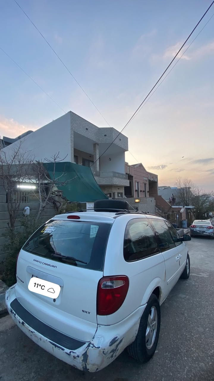 دوج كراند كرفان طويلة SXT فول مواصفات مكينة 3800 كشنات بلع ابواب و جنطة شفط ستيرين وپدل بريك كهربائي مري كهربائية سيباية بلاديه كامرة وشاشه ايباد طخم اطارات جديد عداد الممشى 162000 وقابل لزيادة مكفولة من اي حادث فقط تصليحات ذيول الجاملغات الخلفية مقدار 4 اصابع او اقل اثر صدا مكينة وكير وكهربائيات كفالة تبريد شغال. محتاج بس صبغ دعاميات لجمالية بدون اي كسر . رقم بغداد جديد وسنوية ل 29 بأسمنه السعر 85 ومجال شي بسيط لشراي وشرط التحويل ثاني يوم اي استفسار ع رقم *********** ابو محمد
