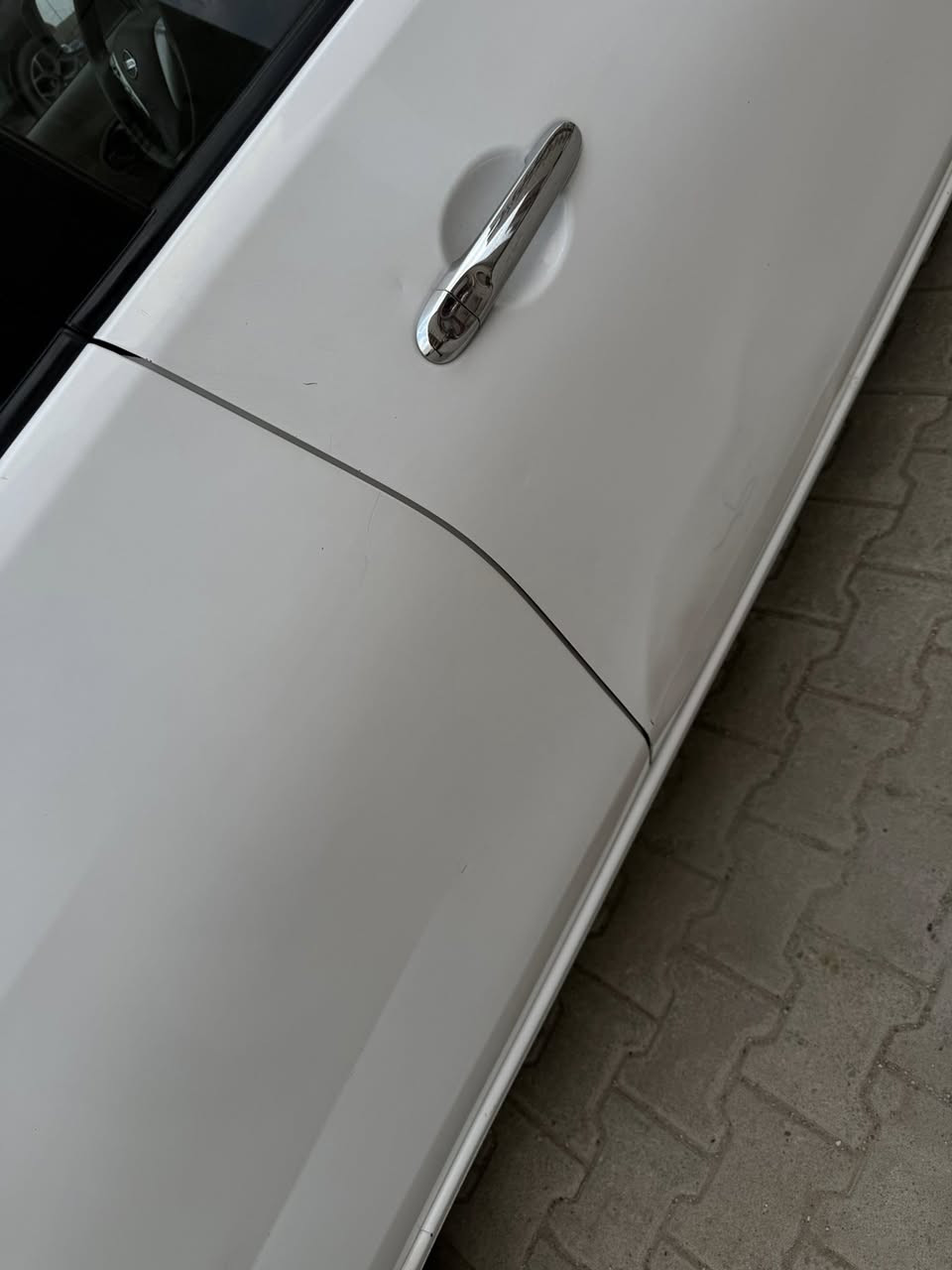 سني موديل 2020 ماشيه 70 الف استخدام بيت عليه ادامه كمله صدر وتايرات جديد مكاني بغداد بدون تبديل 
بيه سونار  مسوي من المندلاوي سعر    ((( 106)) مجال بسيط جدا 
***********
