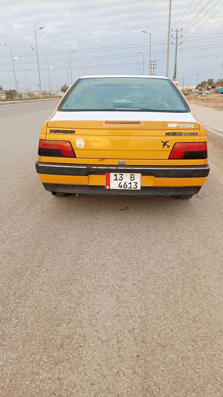 بيجو 405 
موديل 2012 رقم نكليزي بسمي هستوني محولهة مصفرة من هيئه وغرامات  
مكفوله من ضربه وتبديل وصبغ كير مكينه فرنسي 
صدر. حداديه تايرات زينات كهربائيات كلهة شغاله
سعر 35 وبيهة مجال بسيط مكان كوت حي لحكيم ستفسار ***********
