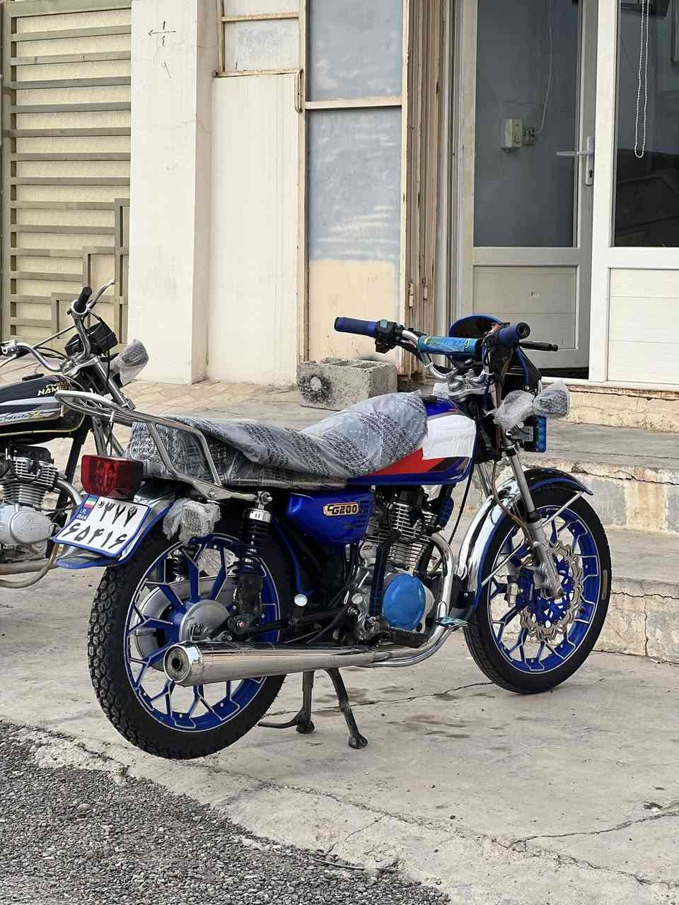 البيع نامي برو محسن 2024محرك 200ccمابي نقص ماطور امجمبزه حلو كاعد محرك ممفتوح بس قبغ فيلس مفتوح تايرات جدد كشن جديد كهرباءيات شغال ماطور ويا اوراق دفتري عنوان خانقين سعر 750بي مجال بسيط رقم***********
