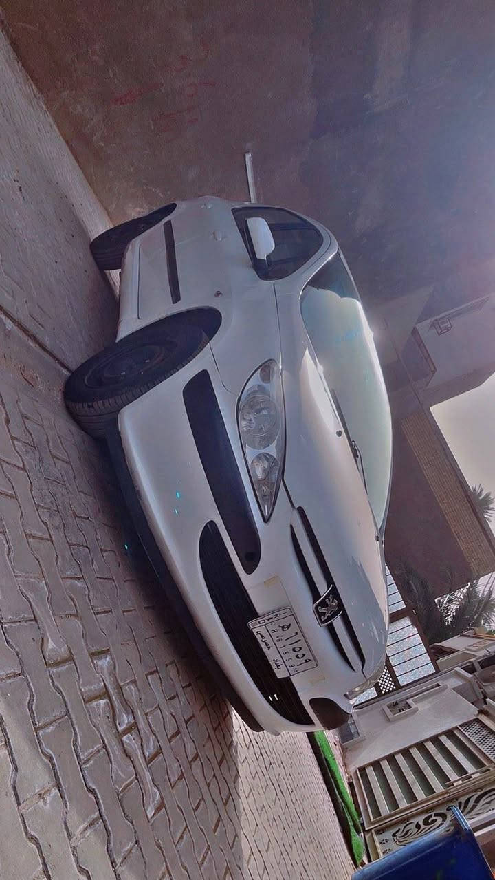 السلا م عليكم
بيجو 307 موديل 2005
لون ابيض رقم بغداد
 سنوية لل28 تحويل ثاني يوم
محرك كير تبريد كهرباء كفالة
صدر جديد باتري جديد شاشة كاميرا دوشمة كشنات دوشمة أرضية كله جديد 
السيارة جاهزة بدووون اي نقص 
الصبغ جاملغ ودعامية وهذني بلاستك مينحسبن
السيارة بالواقع احلى من الصور بهواية
السعر 55 ورقة وبيها مجال بسيط 
للاستفسار الاتصال على الرقم 
***********_ 
***********_
محمد حازم
