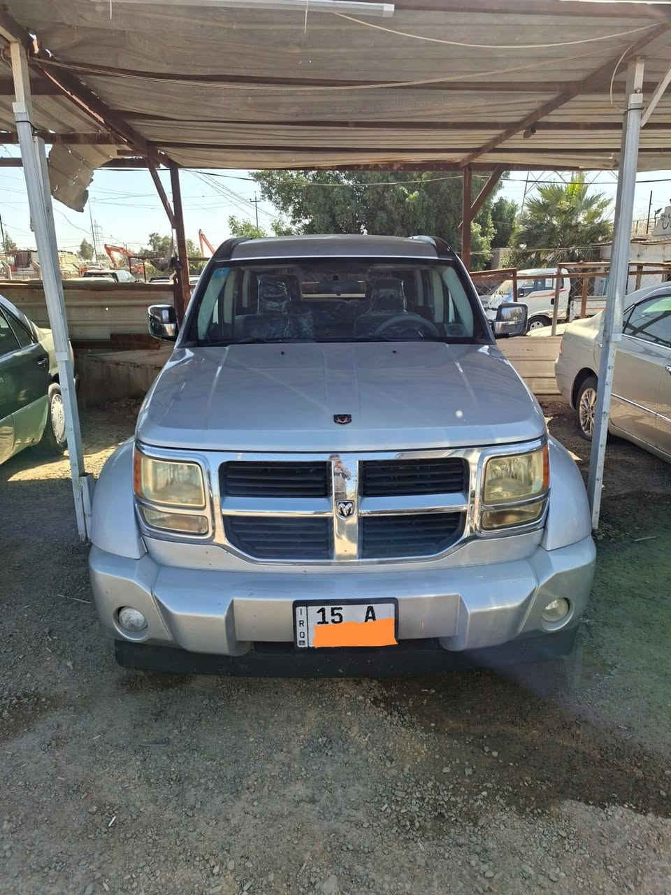 السلام عليكم للبيع او مراوس دوج نترو ٢٠٠٨  ٦ سلندر مكفوله من الضربه بيها صبغ باب واحد اثر جراد جاهزه مابيها اي نقص وبأسمي رقم دولي السعر ٩٠ $ وبيها مجال ***********
