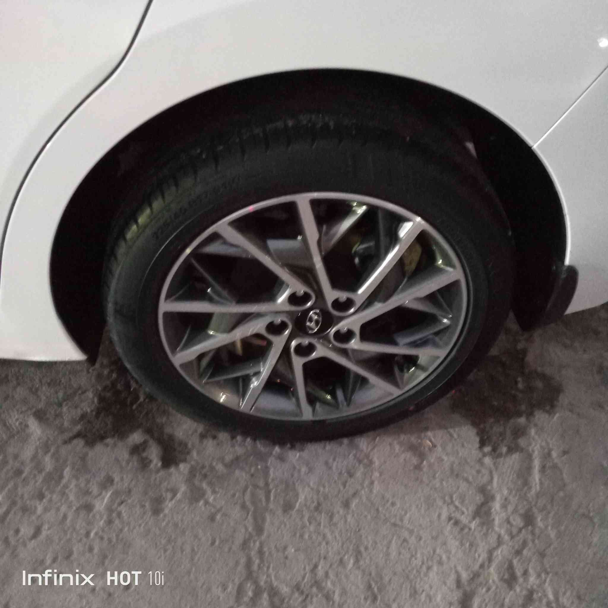 السلام عليكم النترا موديل 2020 خليجي محرك 2000 رقم بغداد جديد بسمي سيارة فول على أيدي من الشركة ***********
