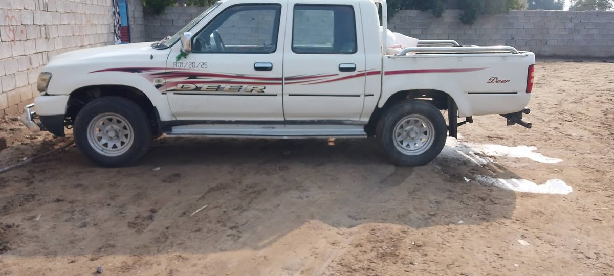 السلام وعليكم سياره دير ادوات للبيع موديل 2006 مكفوله محرك كير اكسن للستفسار ‏‏‪***********‬‏
