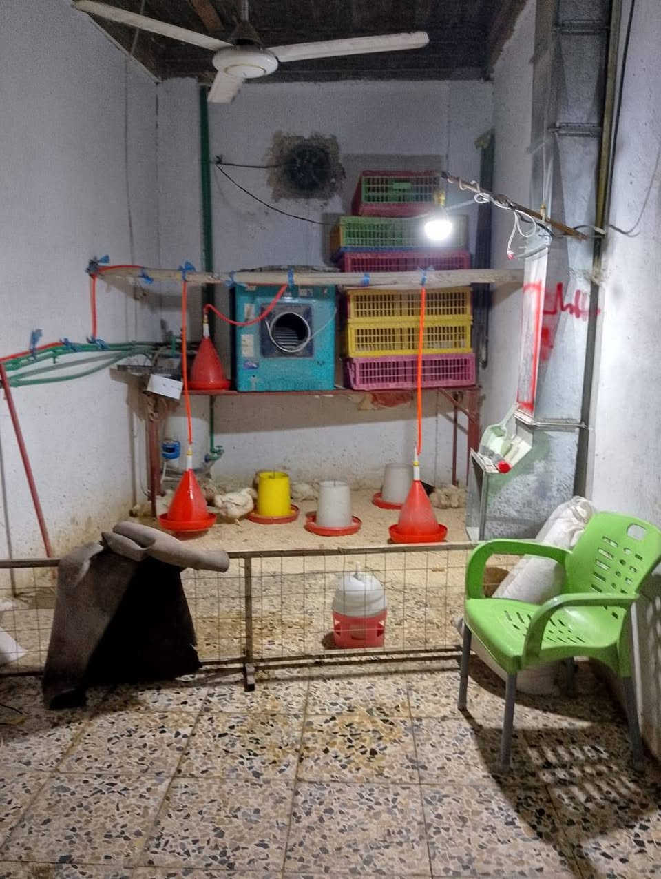 السلام عليكم محل للبيع العنوان كربلاء الجاير 
***********
