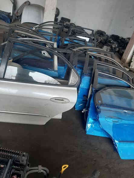 لاصحاب الوفود سوناتا اوبتما تم وصول بضاعة والاسعار ترضيكم اخواني الطيبين محركات 2000 وحداديه نواعم في خدمتكم العنوان بابل الحي الصناعي الشارع العام شارع حله ديوانيه قرب بنزين خانه خادمكم ملا احمد السلطاني الله يرزق الجميع من اوسع ابوابه بحق الحسين ع ماعليكم الا الاتصال على الرقم👈 ***********
ملا احمد السلطاني في حفظ الله ورعايته
