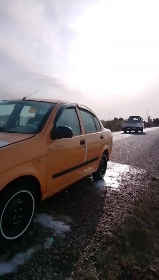 سلام عليكم طيبه موديل 15للبيع تخم تاير باتري جديد كهربائيات كلها شغاله مكينه بيها بخار كير جديد دوشمه سياره جاهزه مكاني كوت مركز المدينه ***********
