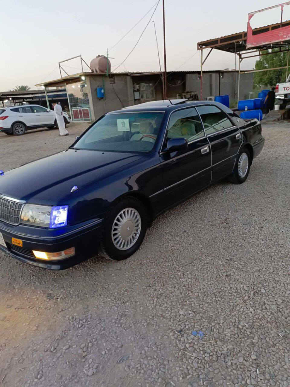 مكلف فلات كفاله فول فتحه موديل 2000 السعر 105او مراوس بملكه كركوك ***********
