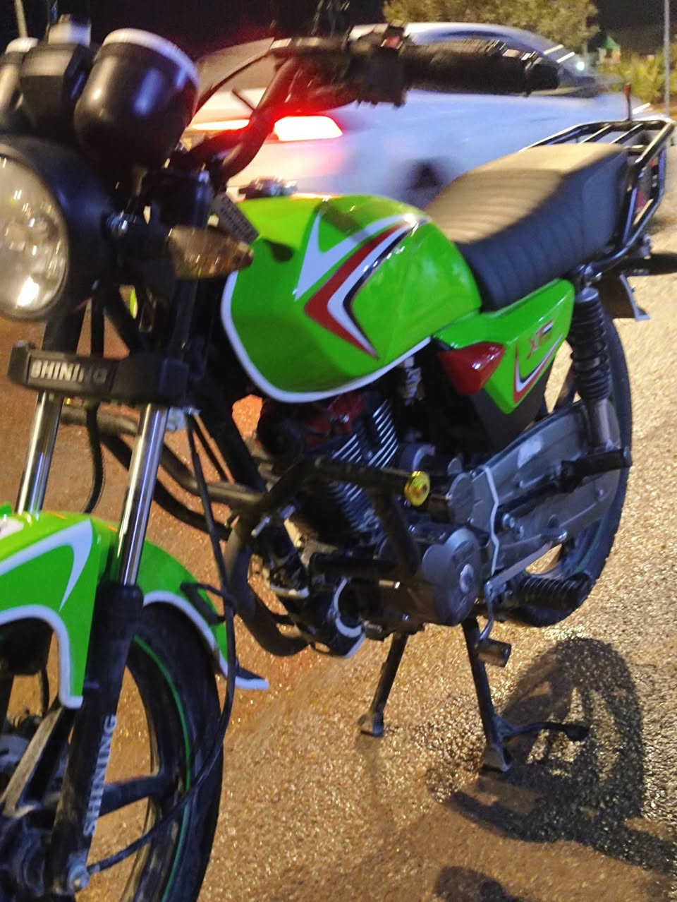 سلام عليكم 
شينك للبيع 
صار شهرين من مشدود 
ماشي الفين 
بعدك ابن عم صندوك 
مابي اي نقص 
السعر 900
عنوان رأوه 
الاستفسار ***********
