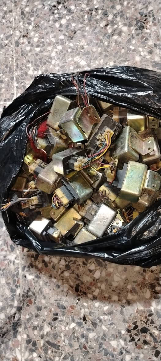 كتف ناريه كالوبر وباجيرو سعر ١٥ الف بغداد مدينة الصدر *********** وتساب موجود خدمة توصيل موجود
