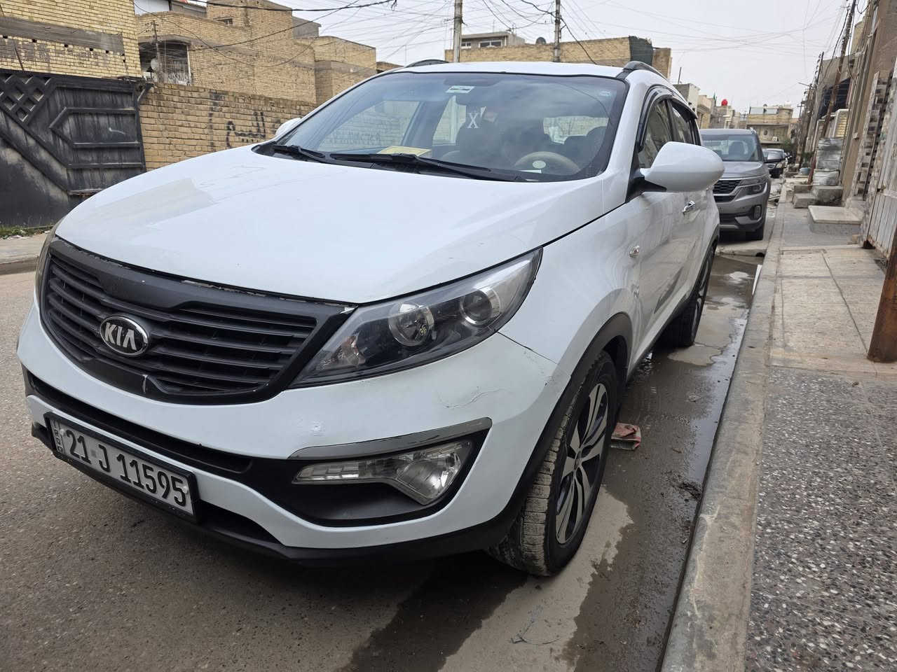 السلام عليكم 
كيا سبورتج 2014
وارد امريكي 
سياره نضيفه استخدام شخصي 
بيه بارد قطعه وحده بدون صبغ 
رقم التواصل ***********
