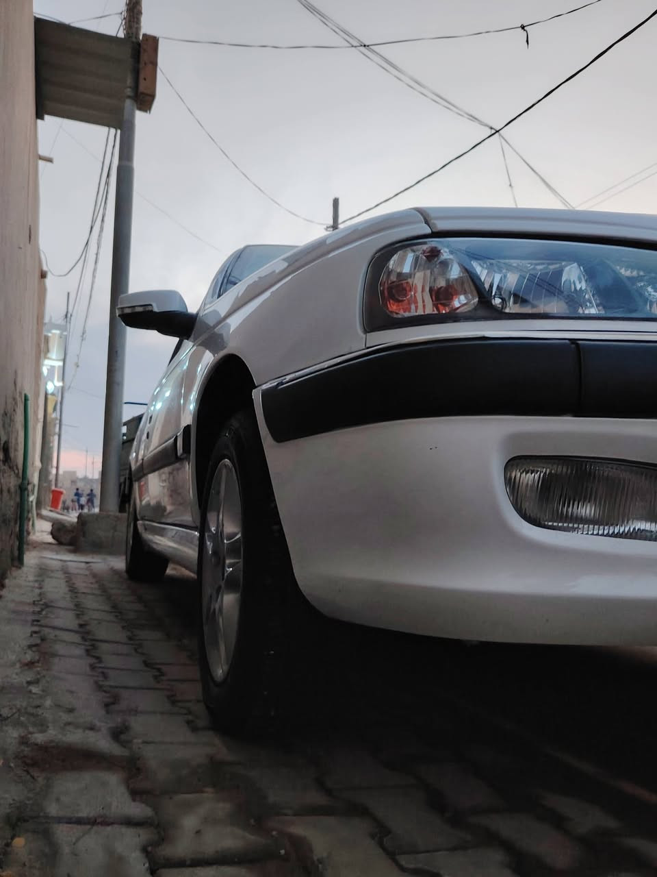 22
حرة رقم كربلاء الدولي مداور ثاني يوم
مكينة كير تبريد تدفئة
جاهزة السياره وتراي زيرو
دوشمة خلية ولايلون حراري وارضية جلد
منضومة زنون شرط نهار
السيارة متعوب عليها ومال جناي
ومابيها نقص برغي
بيها صبغ جاملغ خلفي ونص الباب الخلفي برغي مانفتح بيهة شرط وبيهة باردات بسيطة صفاح موس والصور تحكم

باقي التفاصيل
***********
