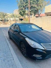 وبركاته هونداي ازيرا  موديل 2012 ملاحضه السياره  بدون حادث وبدون صبغ ب...