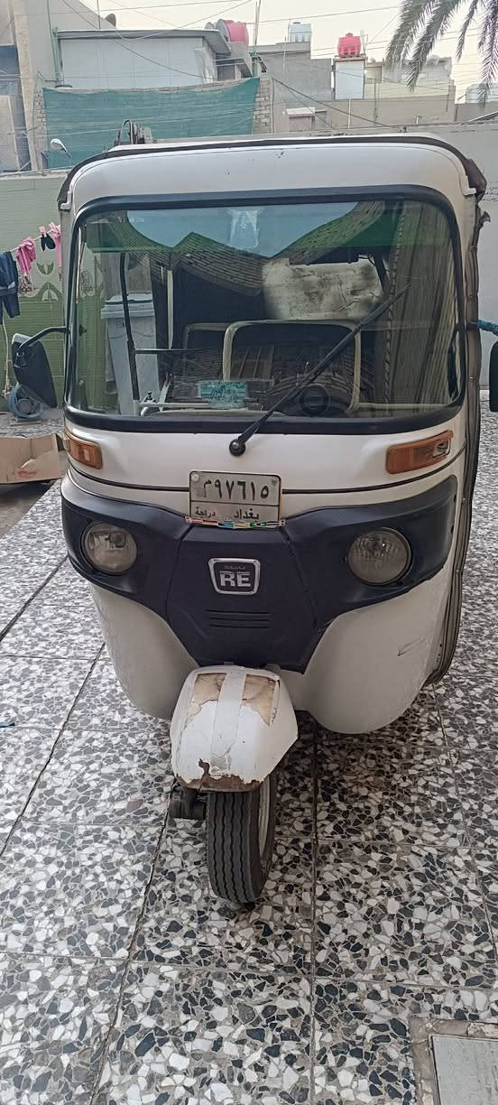 سلام عليكم تكتك للبيع 22  رقم وسنويه بغداد ماناقصها اي شي گبل للشارع السعر 8800 وبيها مجال الشراي يتصل رقمي ***********
