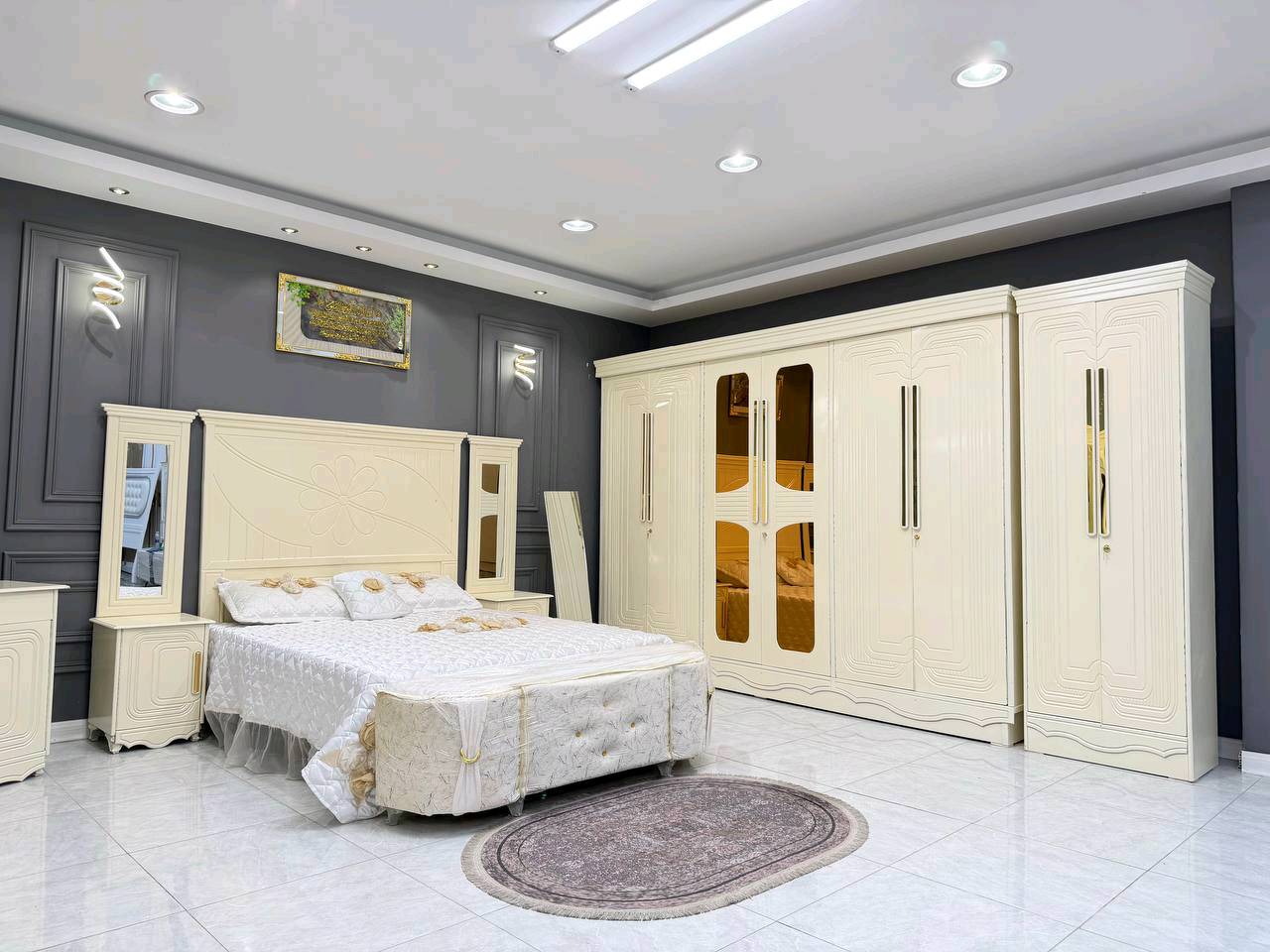 السعر // مليون فقط 😍

🔅تفاصيل الغرفة المرمري  ....

 خارج ٤ملم ام دي اف 🔺
وداخل معاكس  ٣ملم 
صبغ حراري  درجة اولى 


عدد القطع  ٧ قطع 😍
🔺1 //جرباية  قياس  ١٦٠ × ٢٠٠ 
🔺//ميز جانبي ايسر قياس ٥٠
🔺2// وميز  جانبي  قياس ٥٠
🔺3// زاوية ارتفاع مترين عرض ٨٠
🔺4// وميز بلازمه  
🔺5//وميز مراية ارتفاع مترين عرض ١٢٠
🔺6// وكنتور ٦ باب  ارتفاع مترين و١٥ طول ٣ متر و١٥

القطعه الثامنة حسب الطلب شازلون
سعرها ٥٠ الف ❤️

(توصيل مجاني مركز بغداد )
التوصيل يشمل الشد مجاني 🔥
(اطراف ٥٠)
باقي المحافضات حسب البعد
شازلون سعرها ٥٠ الف
شازلون مخزن ٧٥ الف