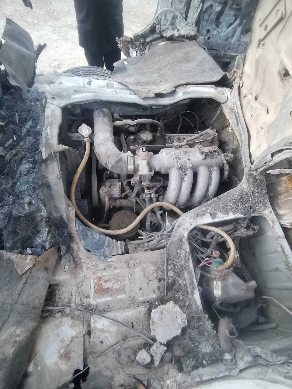 اج وان تفصيخ محتركة بس غرفتها
محرك كامل كير واكسل كاردن مشط راديتر صدر كل جديد ورك فلنجات باب السايق من جوة كلة موجود مكاني بغداد شارع الجزيرة
***********
