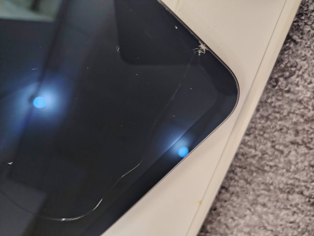 ايباد 11 برو معالج m4
جهاز فقط فطور بشاشه 
مثل ماموضح بصور 
ذاكره 256 بطاريه 88🔋
غراض كامله مكفول من كلشي 
السعر 650 قفل بدون عمله
شراي يجي خاص 
مكاني نجف ***********
