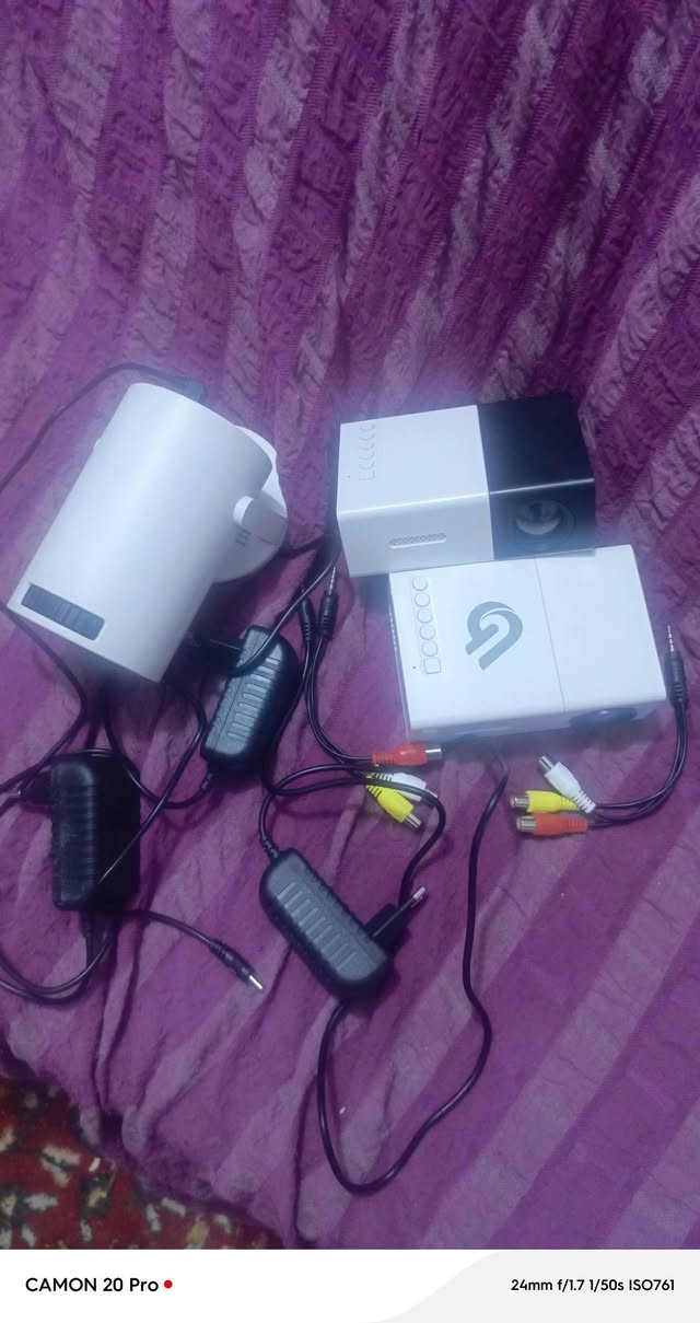 السلام عليكم
اربع قطع  قطعه وحده مستخدمه نفس ماموضح بصوره 3بدون ريمونت ماعندي توصيل بغداد الشعله سعر/55/ ***********
