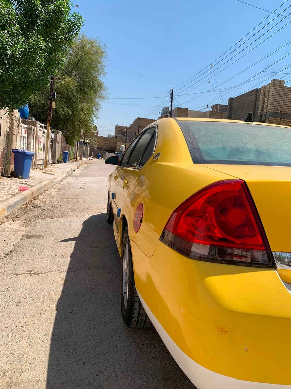 السلام عليكم امبالا موديل ٢٠٠٩ محرك ٣٥٠ رقم نينوى بسمي مصفره هيئة وغرمات وهزه جديده السياره بسمي حادث بس مال وارد جاملغ صفحت العبري مانفذ عل شاصي ضربه خارجيه الباقي كله بلادي وين متريد افحص يعني حادث بل عراق مابيها كير محرك تبريد كهربائيات جاهزه السياره شادلها شاشه وكامره مكان السياره بغداد الحسينيه مال راشديه مشروع وطني أي مكان احولك عارضها ب ٥٢ ورقه ***********

