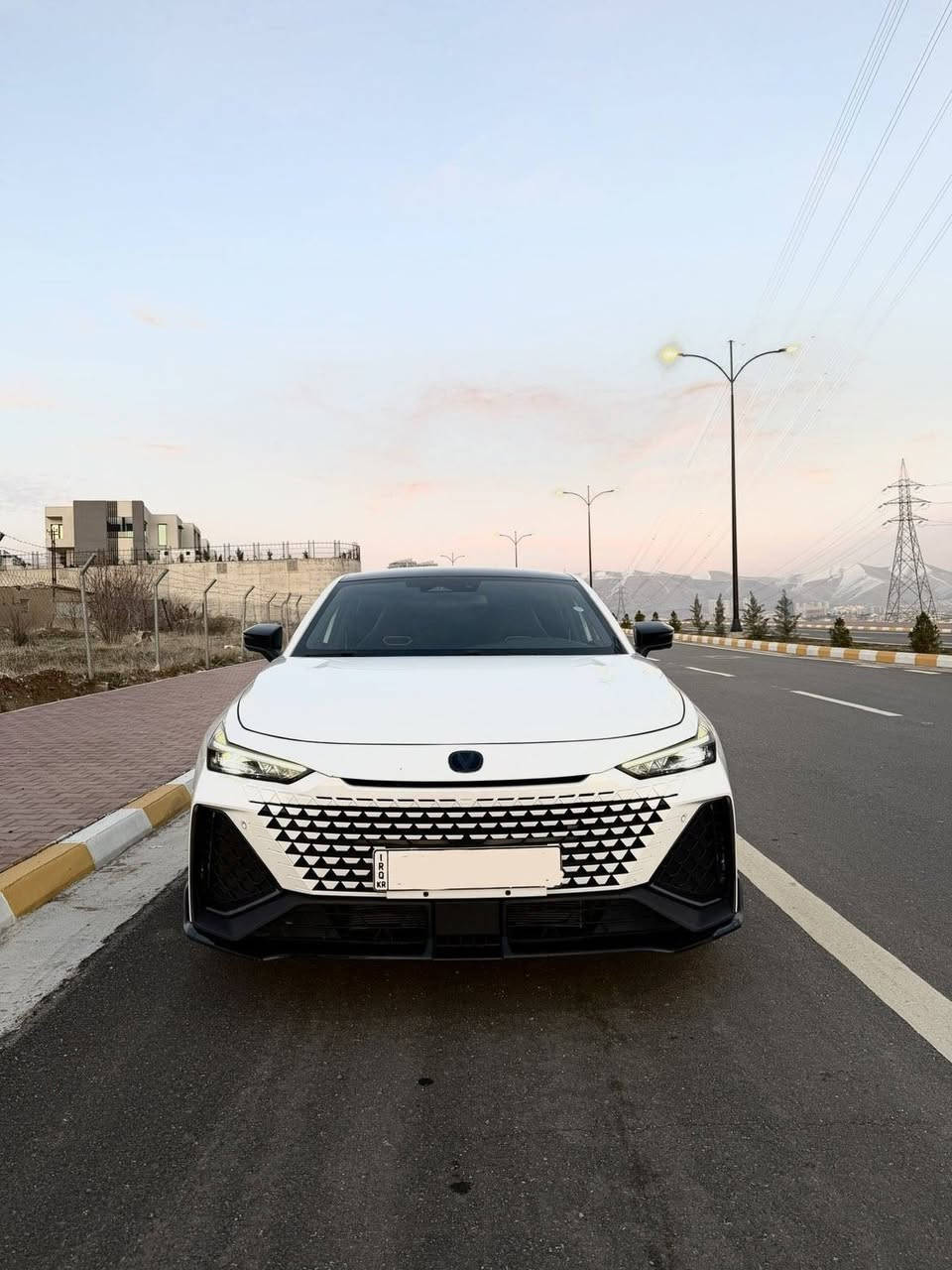 Changan uni v 2025 full
بەسمە
شاشە
کامێرا ریکۆرد
کامێرا 360 دەرەجە
حاسە
کشن جلد
کشن تبرید
پانۆراما
بریک کارەبایی
ئۆتۆ هۆڵد
فوول رادار
تحکمی سەر سوکان
سەماعە سۆنی
٥ مۆدی لێخورین
(ئیکۆ-نۆرماڵ-سپۆرت-سمارت-سوپەر ڕەیس)
ساڵنساکانی لەگەڵ مۆسی سپۆرتا ئەکرێتەوە دەنگی زۆر خۆشە
باڵەکەی  بەرزو نزم ئەکرێت پێ ئەکرێت
مکینە: ٢٠ توربو 

8,000km ڕۆشتووە 

سعر:190 مەجال 

شوێن:سلێمانی 

سەیارەکە ڕەقمە و جایزە بێ بۆیاخە بە ناوی خۆمەوەیە 

0771 661 9190
