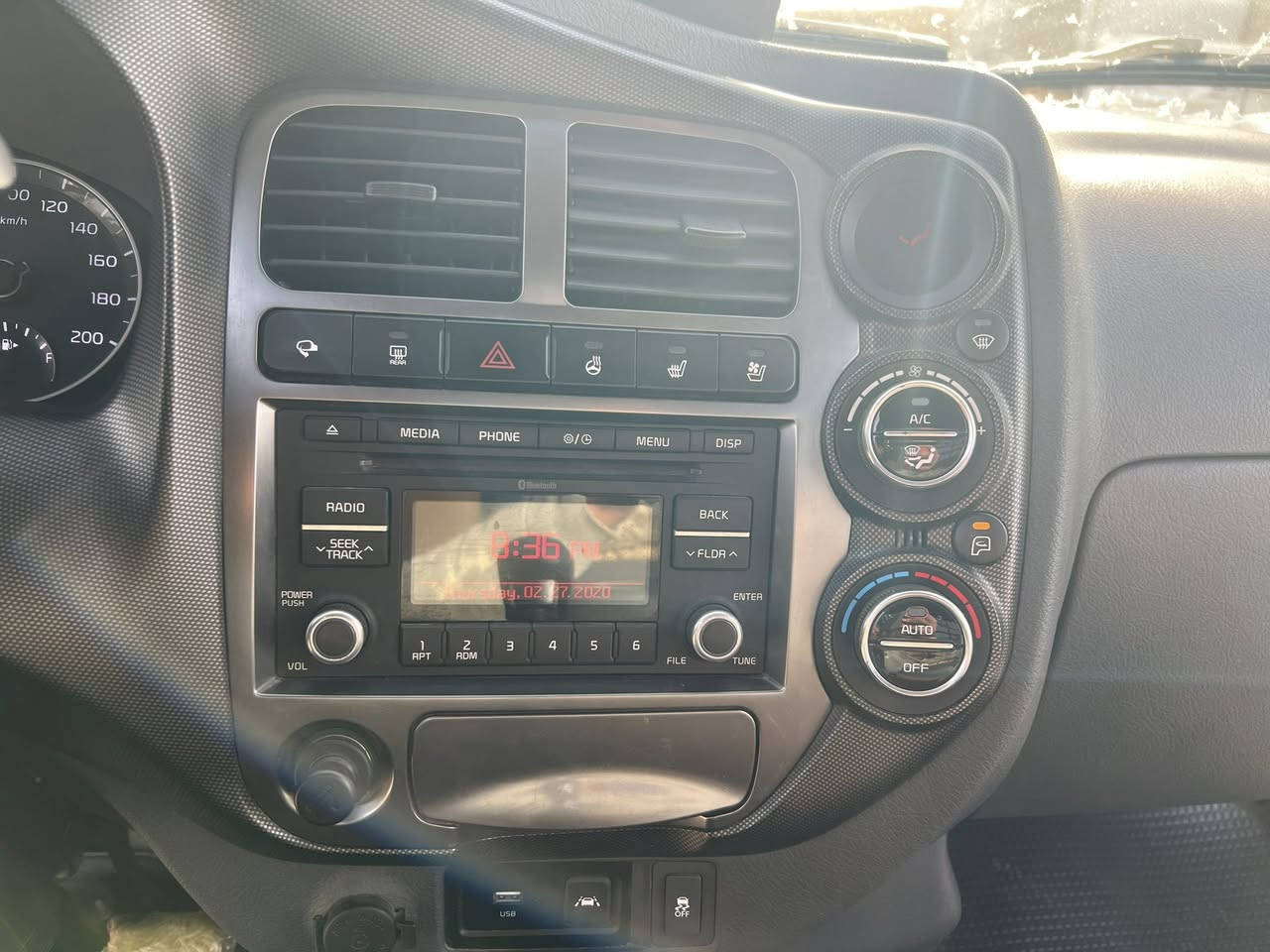 عالي مسكر موديل 23 فول وربع 6دكم رادارت +كامرات  امامي خلفي بلادي تبريد بيانو  رقم بغداد بسمي ماشيه 18الف اخت الزيرو السعر 260 وقابل للتفاوض مكاني ديالى بعقوبه الصناعه الثالثه ***********. بشرط التحويل مابيع إذا مو تحويل
