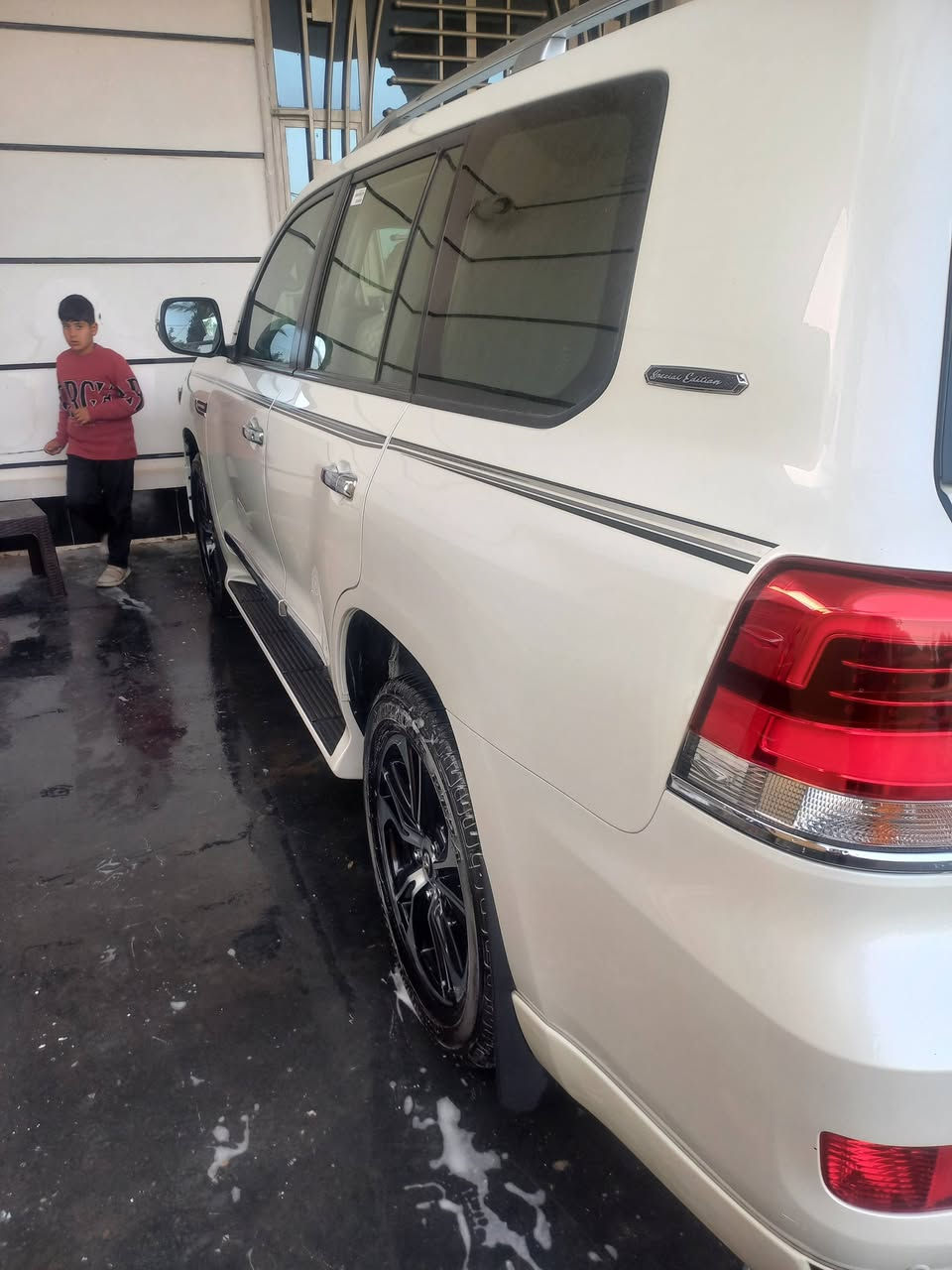 السلام عليكم جميعآ
سياره لاندكروز موديل 2021 بحرينيه 
ماشيه 68الف كيلو متر
 مكفوله كفاله عامه 
العنوان بغداد التاجي 
للمعلومات اكثر الاتصال على الهاتف 
*********** 
***********
