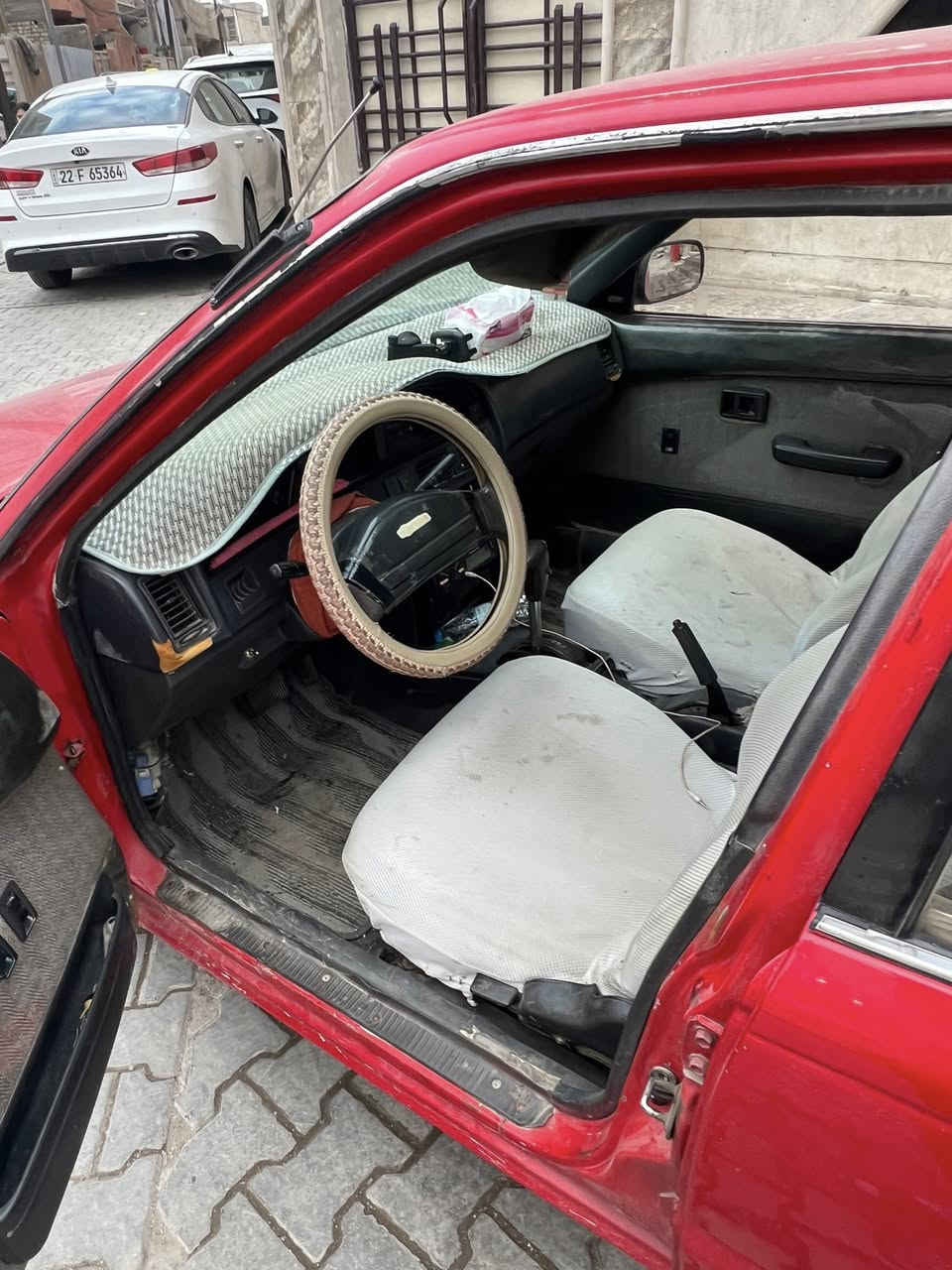 السلام عليكم 

للبيع كورولا موديل 1990 رقم بغداد انكليزي 
كير أوتوماتيك
السعر 45بيهه مجال شراي اتصل فقط ***********
