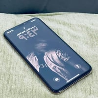 آيفون ١١ برو ماكس • ٢٥٦ • بطارية ٧٥