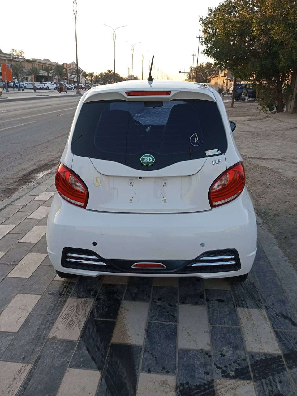 السلام عليكم سياره كهربائية  بغداد بلديات ***********
