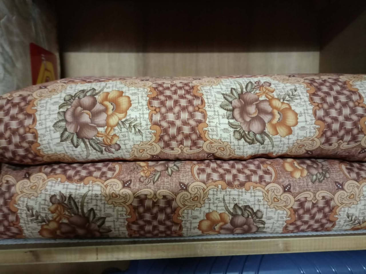 جودليات للبيع السعر ٦٠
المكان عكيدات


**إذا كنت صاحب هذا الإعلان وتريد حذفه لأي سبب، رجاءا أرسل رسالة إلى الدعم الفني**