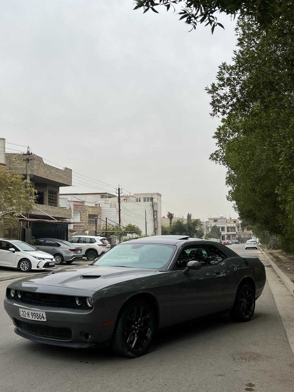 جالنجر 2023 sxt plusاخر اصدار
لون سمنتي مميز بيها فتحه 

ماشية 27 الف mi

حادثها امريكا خشم الجاملغ الامامي فقط
وبالعراق باب وجاملغ وشويه بارد بجاملغ الخلفي 

السيارة كلش جديده وكلشي موضح بالصور حتى ماتعبكم 

. موقع السياره  بغداد- حي الخضراء
***********9. رقم صاحب السياره
