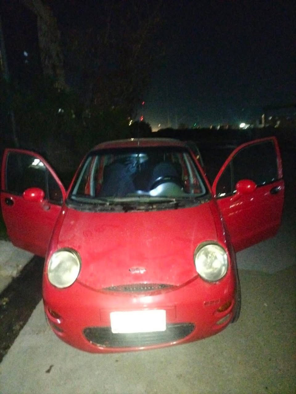 السلام عليكم كوكو للبيع مكاني موصل رقم بغداد الماني مشروع وطني شرط التحويل كابون بانزين تدفئه وتبريد السياره مصبوغه بس دوائر ودوسات تصيلح 
السنويه ساقطه 2026/1 ضرر مابيها السياره جاهزه 
33 ورقه وبيها مجال للطيبين شراي خابرني 
***********
