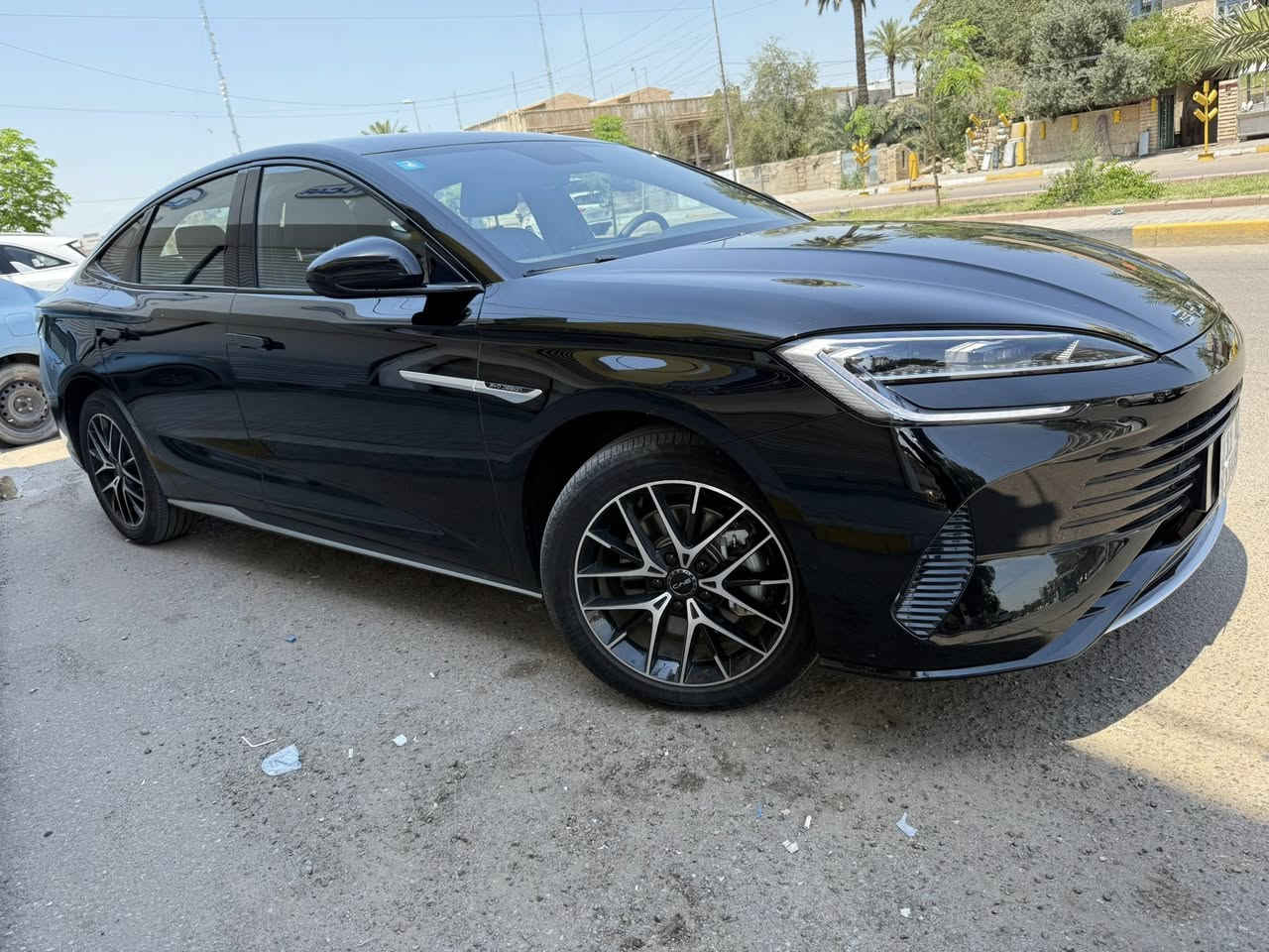 BYD سيل ٧ للبيع 
السياره ضمان شركه نور الحزيره 
موديل ٢٠٢٦ 
ماشيه ٧٠٠٠ كيلو تقريباً 
ع وضع الشركه
السعر ٣٢٥٠٠٠٠٠
للاستفسار ***********
