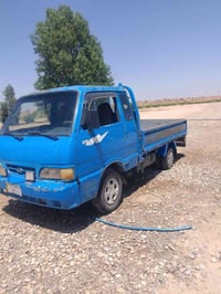 كيه بنكو للبيع السياره بلاديه ونضيفه خير من الله السياره بسمي السنويه ...