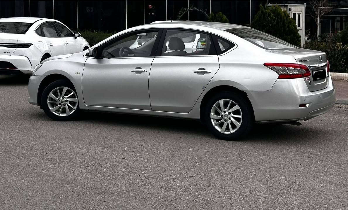 نیسان سینترا 2018 مواسەفات خلیجی 
مەکینە 18 مەرغوب 
3 پارجە بۆیاخ 
بی ناو گرتن
گیرومەکینە بەشەرت 

سعر لە کۆمێنت داوابکە ڕاستەخۆ بۆت دیت 📩 

سۆنەرەکەی تیایەتی
207 هەزار کم ڕۆشتوە 

ژمارەی خاوەنی 
***********
وەتسئاپ
