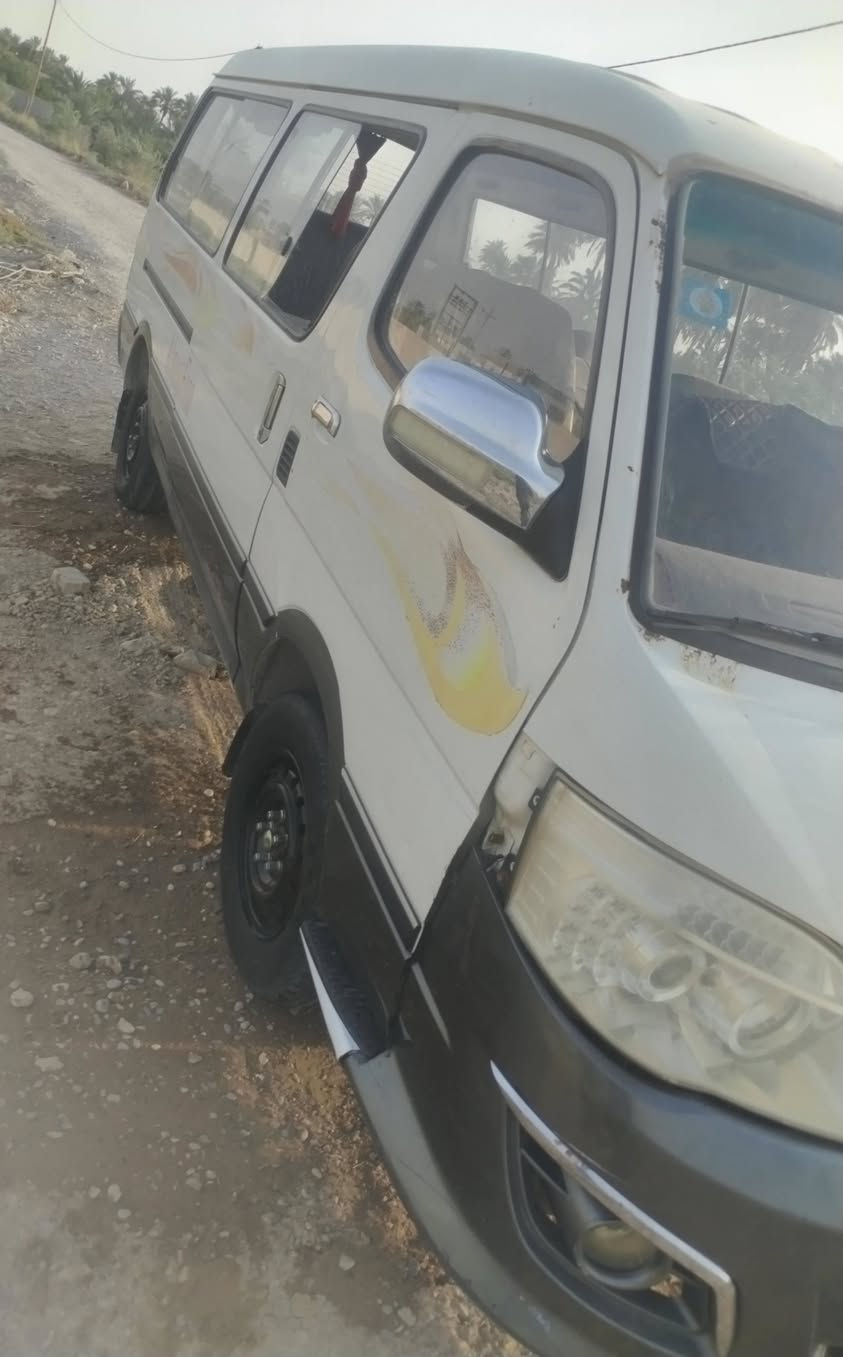 سلام عليكم سيارة فتون جديدة كاملة مكملة مكفولة من كل شي *********** بـ 70 وبيهاا مجال
