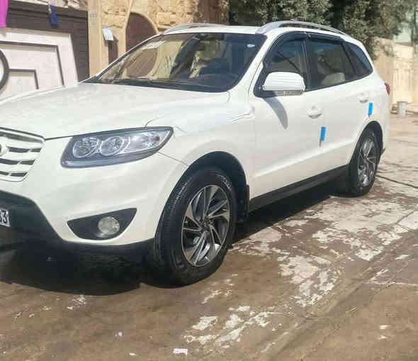 سنتافي 2011 رقم دهوك 
ضرر بوند وباب خلفي 
هزه صار شهر منتهيا
رقم دهوك ابسمي 
كاربون بانزين 
السياره جاهزه 
السعر 137 وبيها مجال شويا
شراي اتصل ***********
