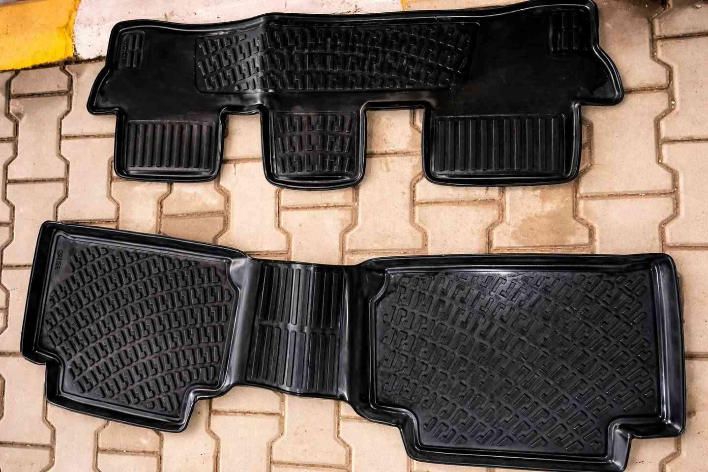 السلام عليكم 
ارضيات روزلاين اصليات مال سنتافية شكل جديد كعدة بلادية سعرهن بسوك ٩٠ الف وبيعهن ب 60 الف قفل للتواصل 
***********
