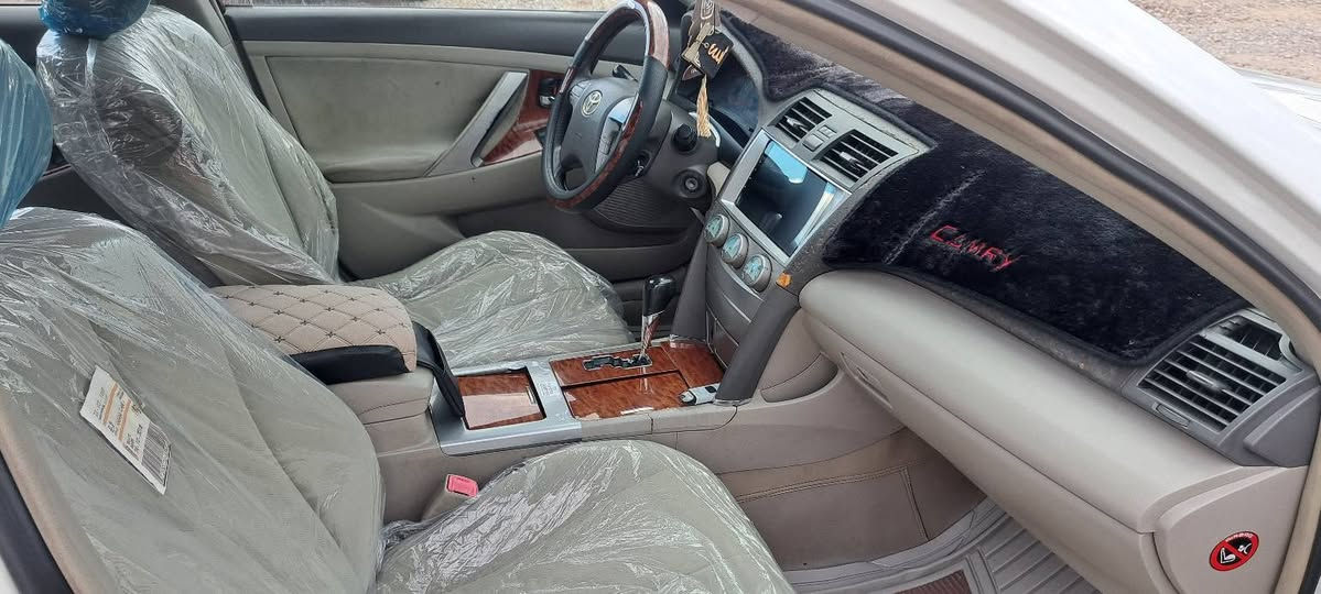 كامري خليجي فول مواصفات صبغ واضح بل سونار صدر محرك كير جديد سنويه لل ٣١ تحويل السعر ١٢٠ /مكان السياره الشرقاط /***********/***********
