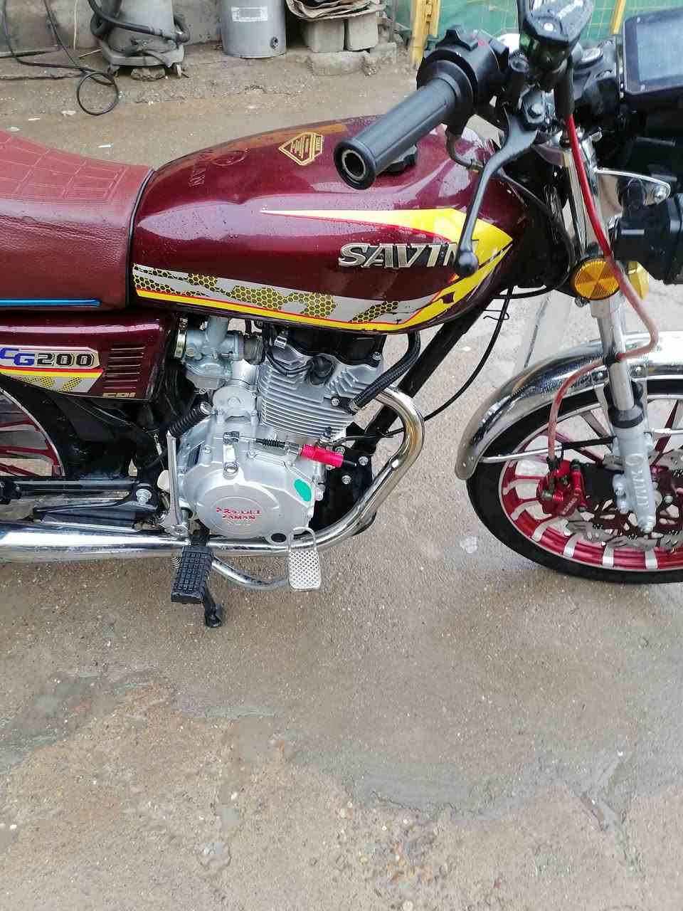 سلام عليكم دراجه سولينك 
مديل 25 زيرو بعده مكينه 200 
كهربائيات فول مكينه بشرط سويجات 3 +بصمه +منفيس اكلاج عنبر 
 سعر 750 بي مجال بسيط عنوان كركوك 
***********
