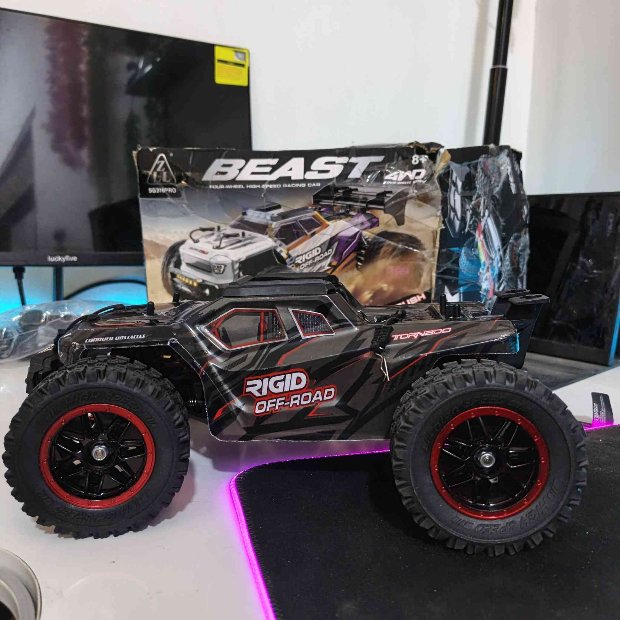 الي يخدمه يدخل خاص


**إذا كنت صاحب هذا الإعلان وتريد حذفه لأي سبب، رجاءا أرسل رسالة إلى الدعم الفني**