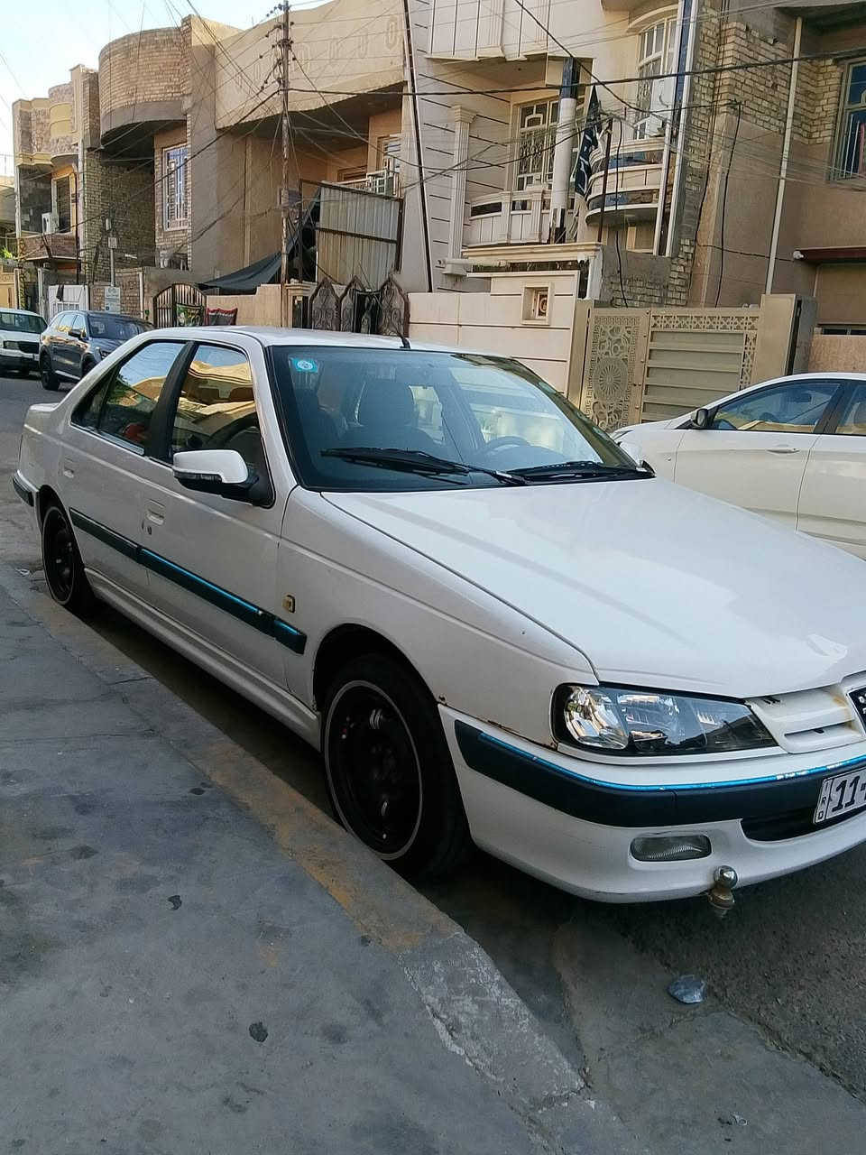 سلام عليكم
بيجو بارص مديل 2020
رقم بغداد باسمي 
سيارة جاهزة 
حادث لغد وبنيد طاير
السعر 43
مكان جكوك
***********
