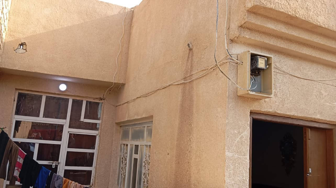 مشتمل للبيع طابو صرف مطلوب مبادرة مساحة ١٢٥م بناء ٢٠١٨ نظيف الموقع حي الاسرة الافراز
للاستفسار ***********
***********
