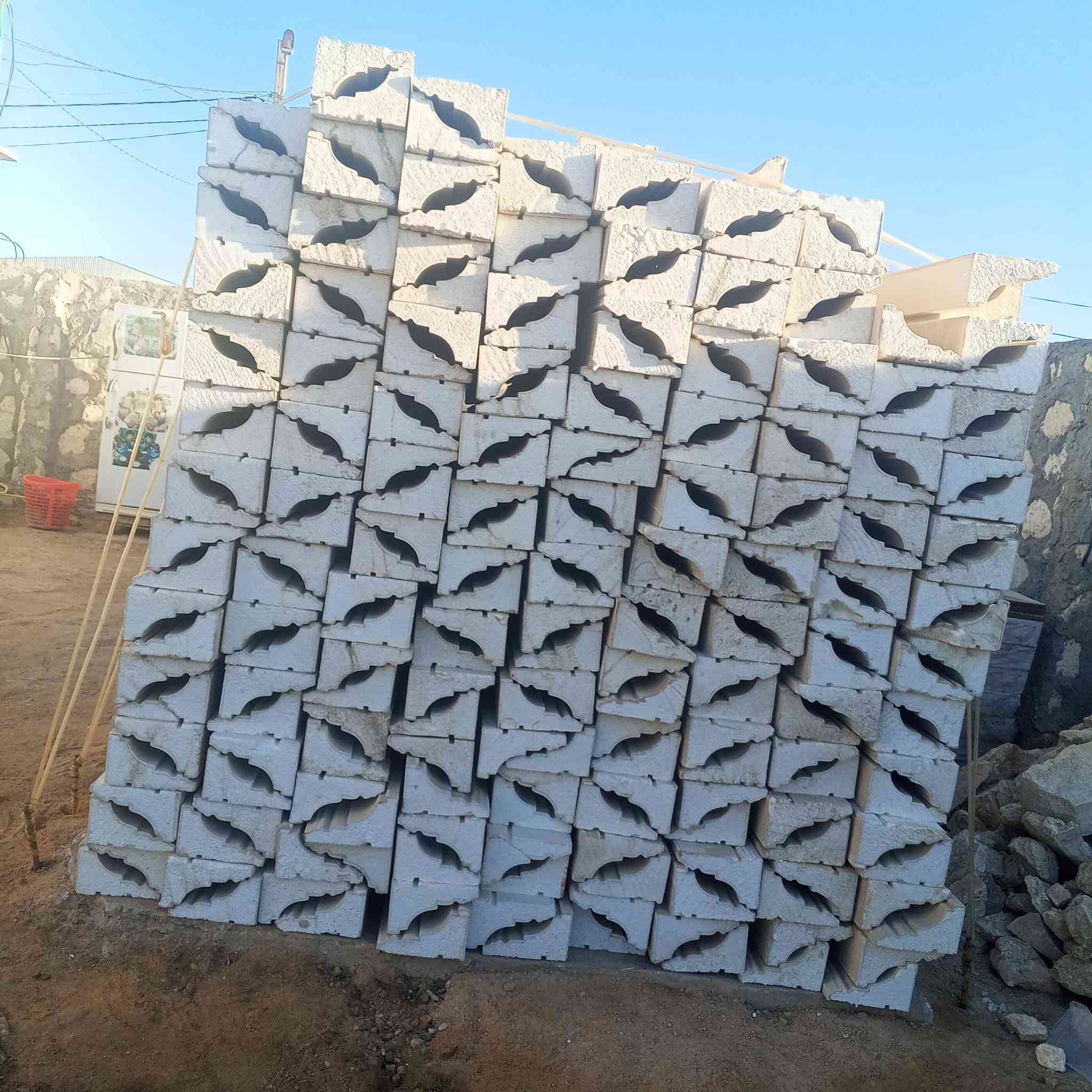 فوم  تاج 20سم  العدد 250 قطعه السعر نهائي 7 تلاف دينار  البيع شلعه وحده  الاستفسار  
السعرعله الرقم ***********
