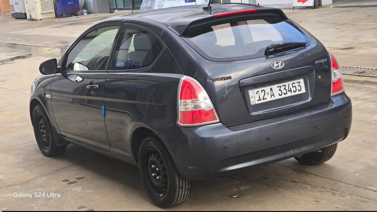 السعر 76$$         ***********
اكسنت موديل 2011 مكينه كير شرط تبريد شغال حجم 16 ماشيه 100 صبغ باب فقط بدون دواخل سنويه رقم جديد شرعي موجود شرط التحويل كير توماتيك شاشه كاميره
