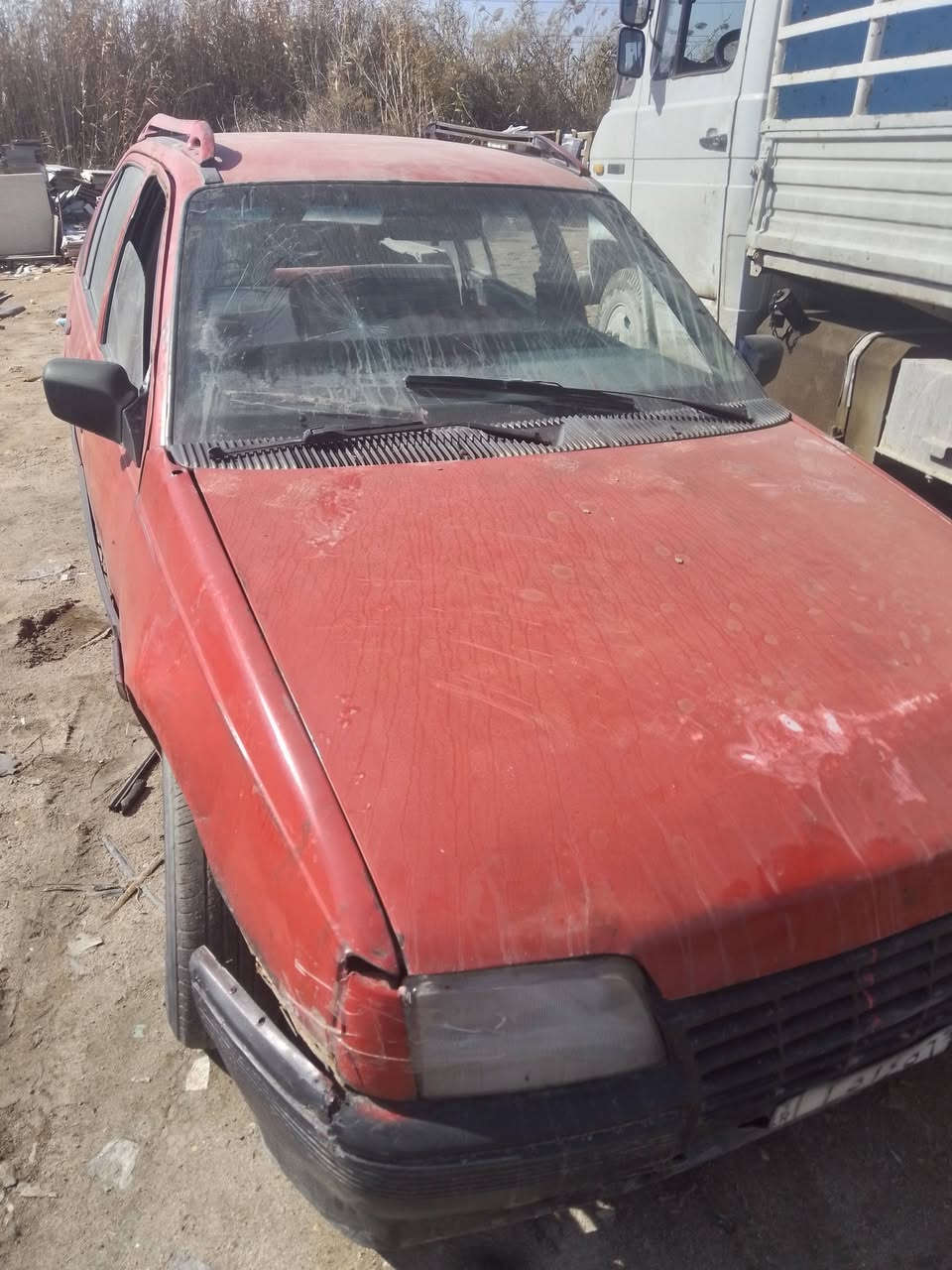 السلام عليكم
سياره اوبل كاديت مكينه وكير شرط ترايك للموصل 
السعر ١٠ ورقات وبيها مجال 
الشراي يتصل ***********
